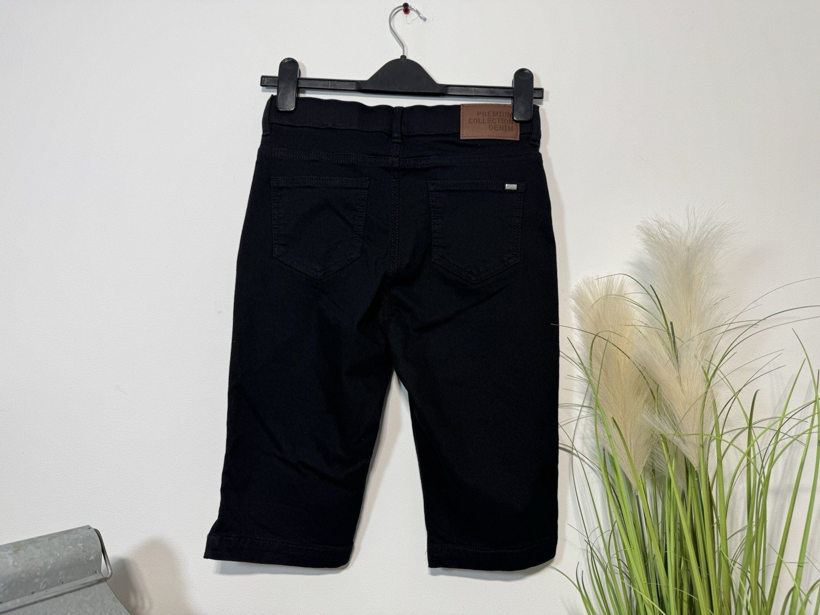 Black Wonder Fit Stretch Denim Shorts Size S