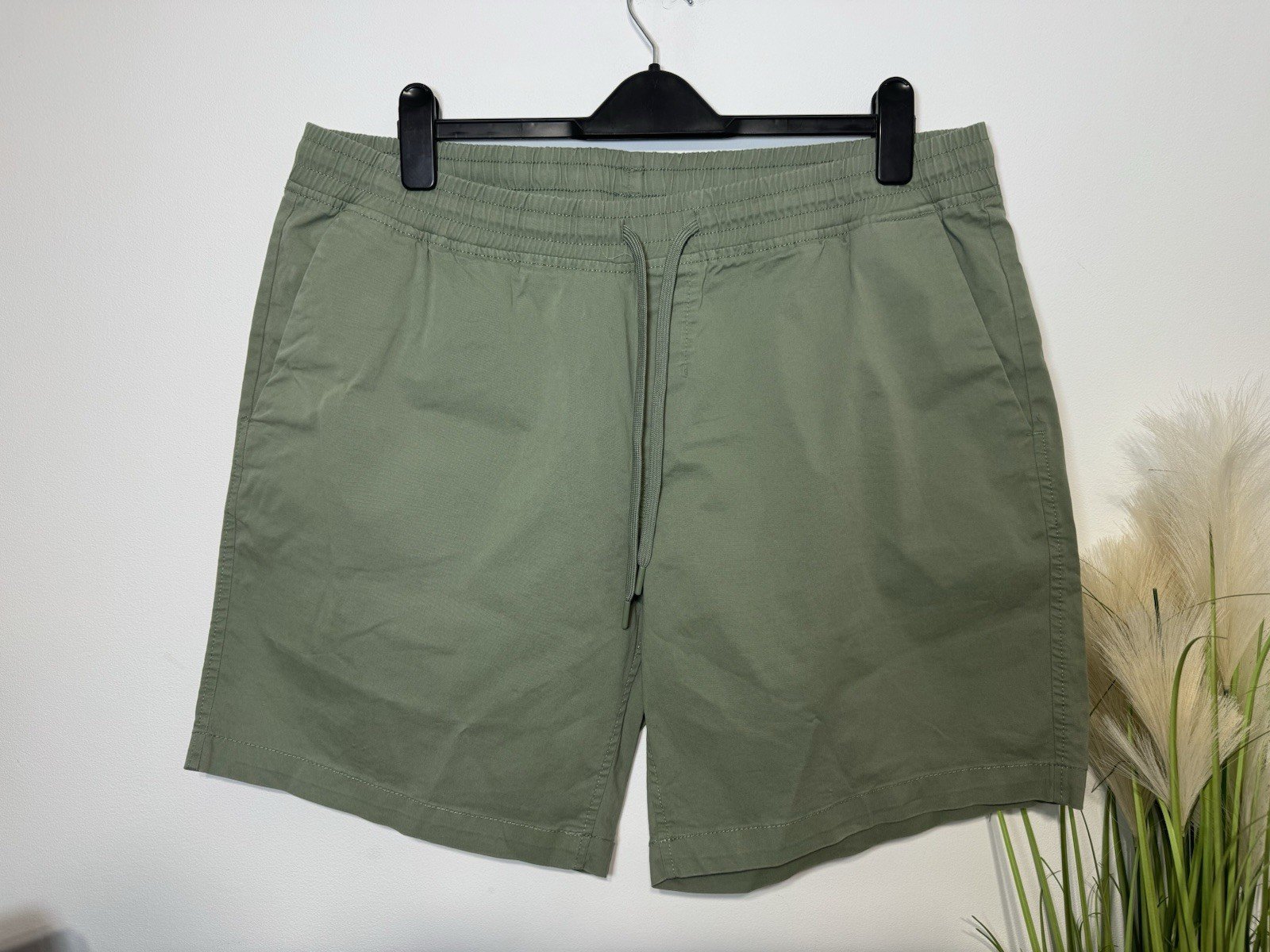 Copper & Oak Sage Green Chino Shorts W40
