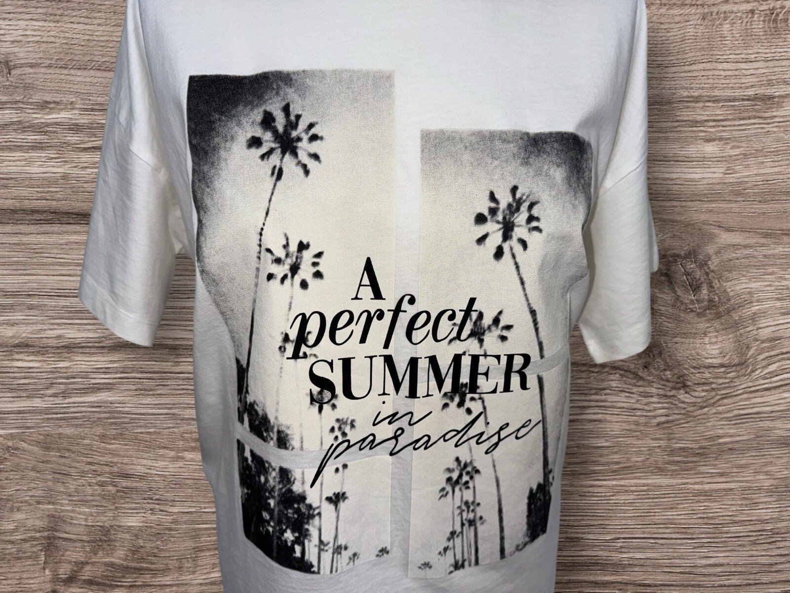 George White Cotton T-shirt With Front Motif Size 14