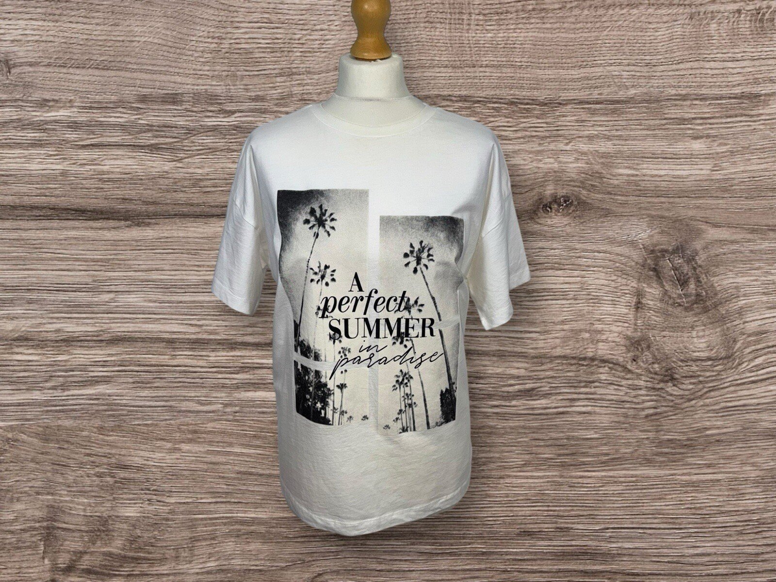 George White Cotton T-shirt With Front Motif Size 14