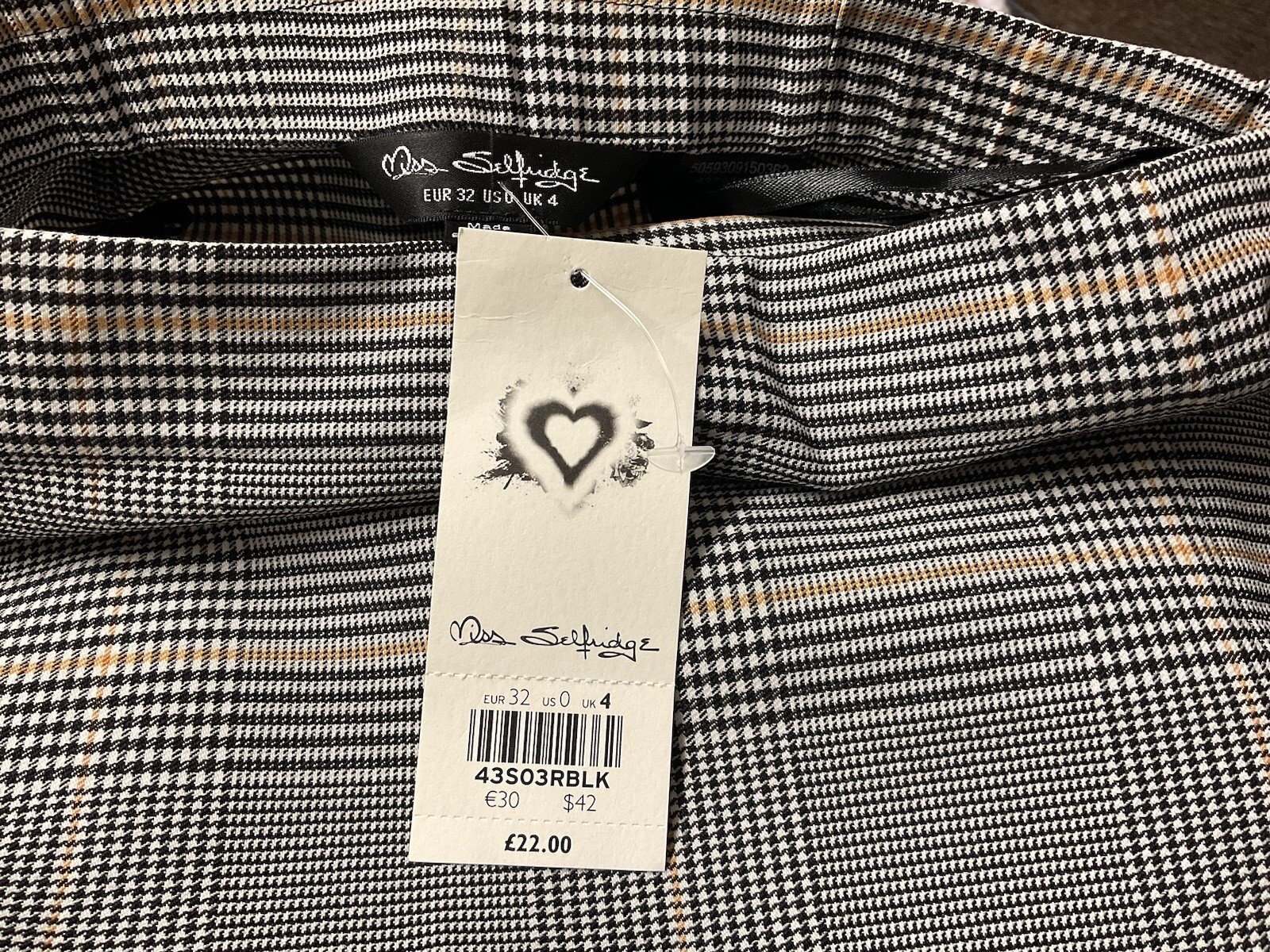 NEW Miss Selfridge Stretch Check Pencil Skirt With Slight Split Front Size 4