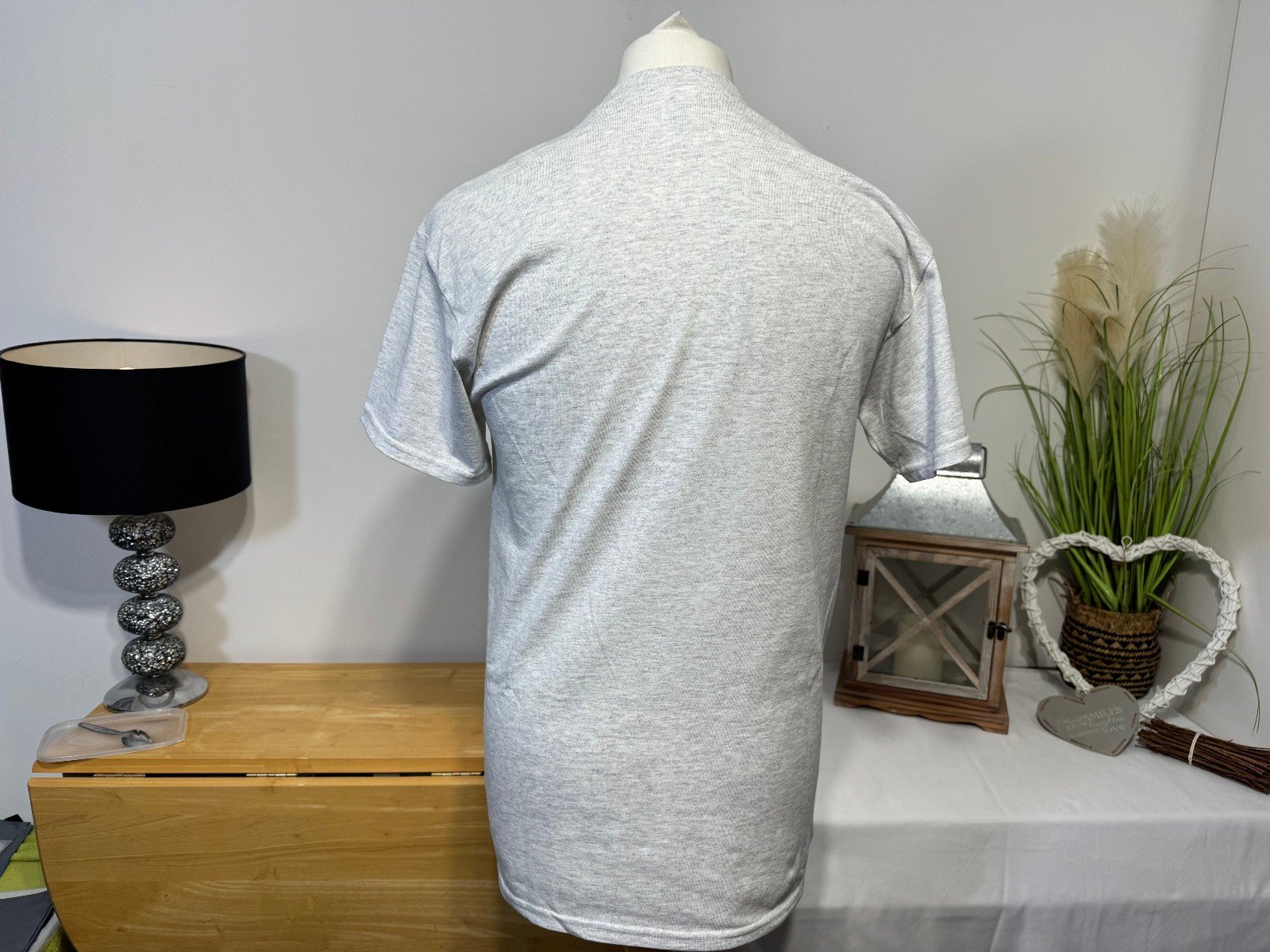 THE MOUNTAINS ARE CALLING GRAPHIC T-SHIRT SIZE M