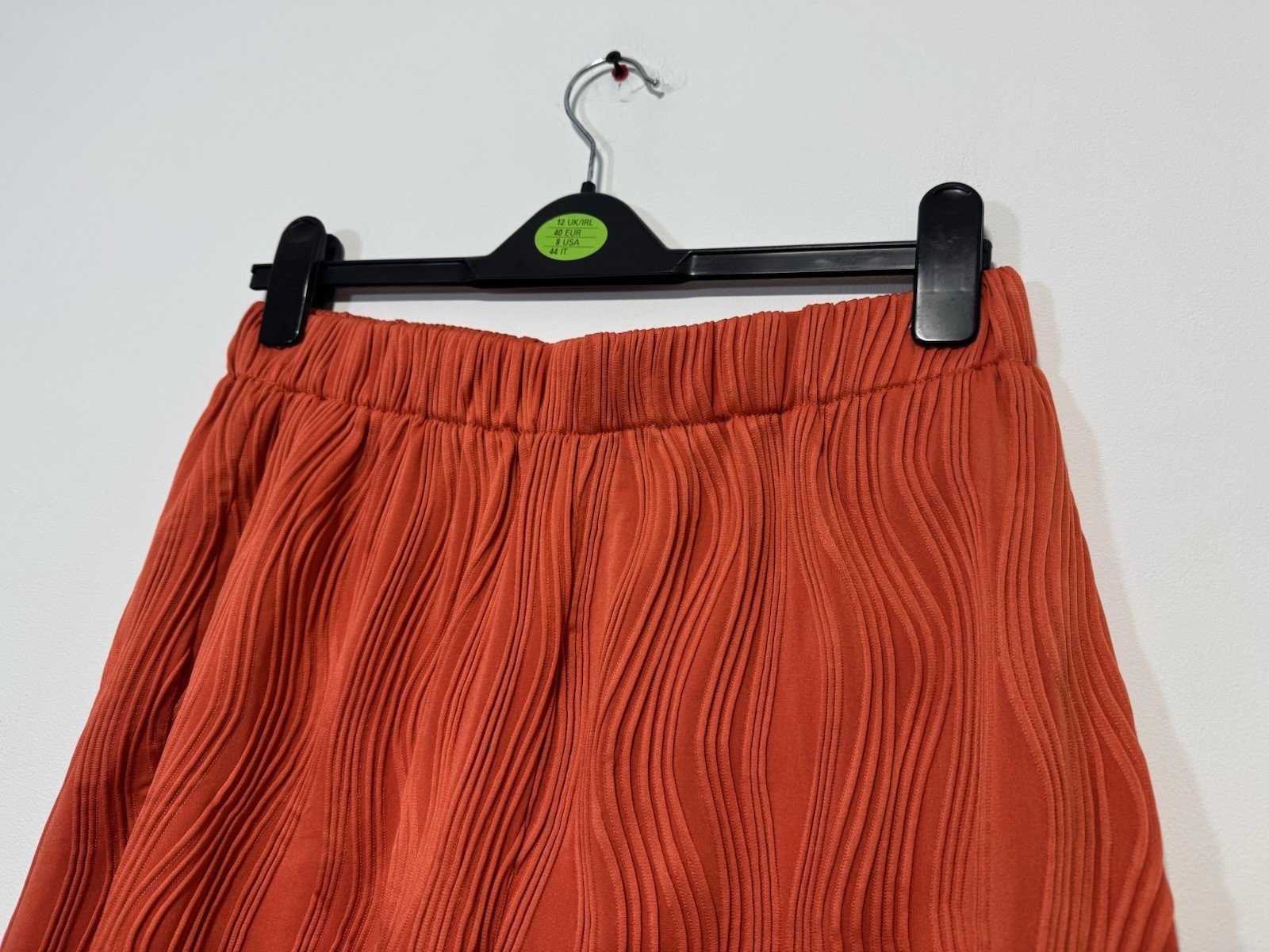 Coral Textured Wave Stretch High Waisted Shorts Size 12-14