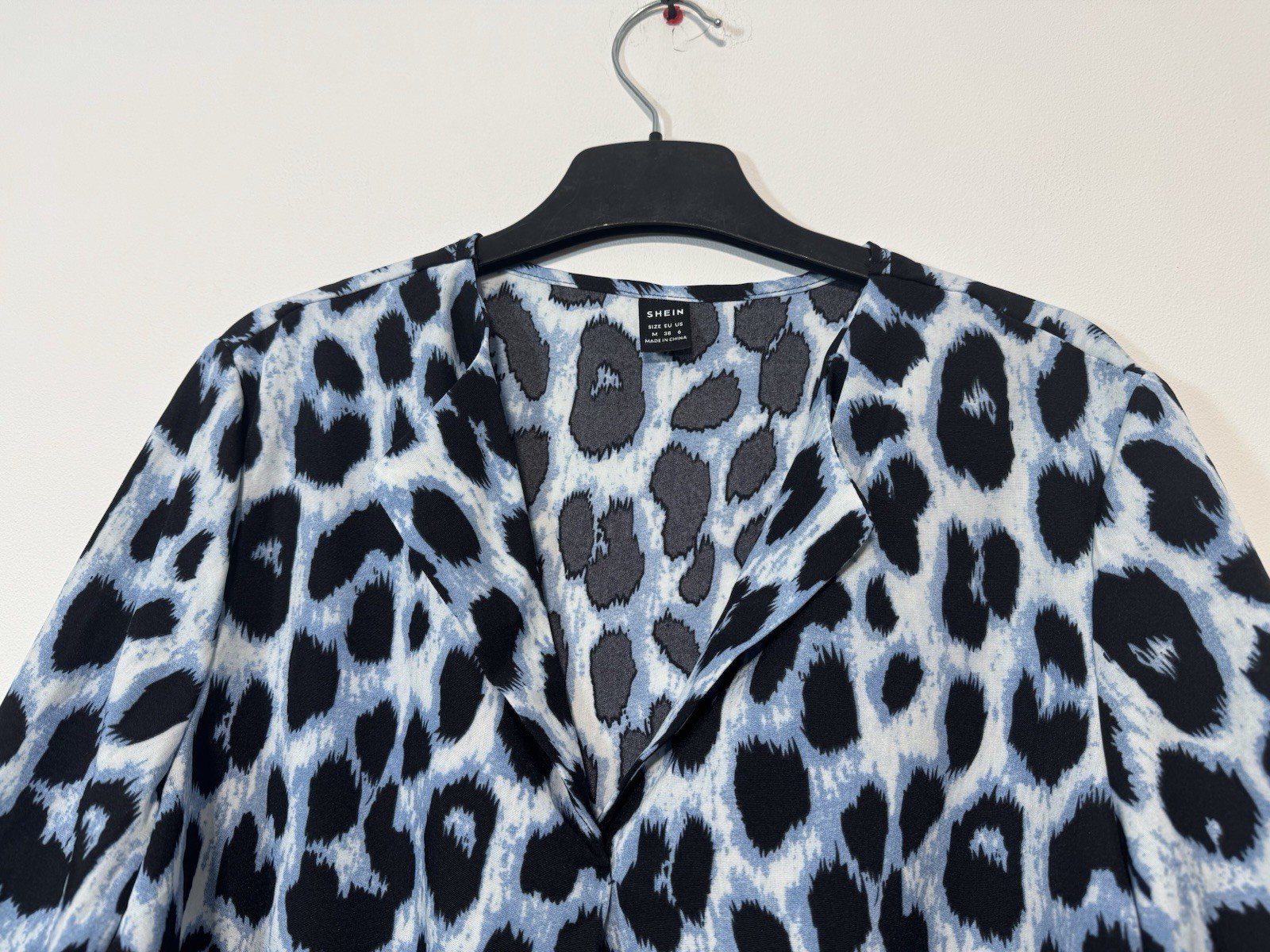 Leopard Print Flowy Blouse 3/4 Sleeve Size 10-12