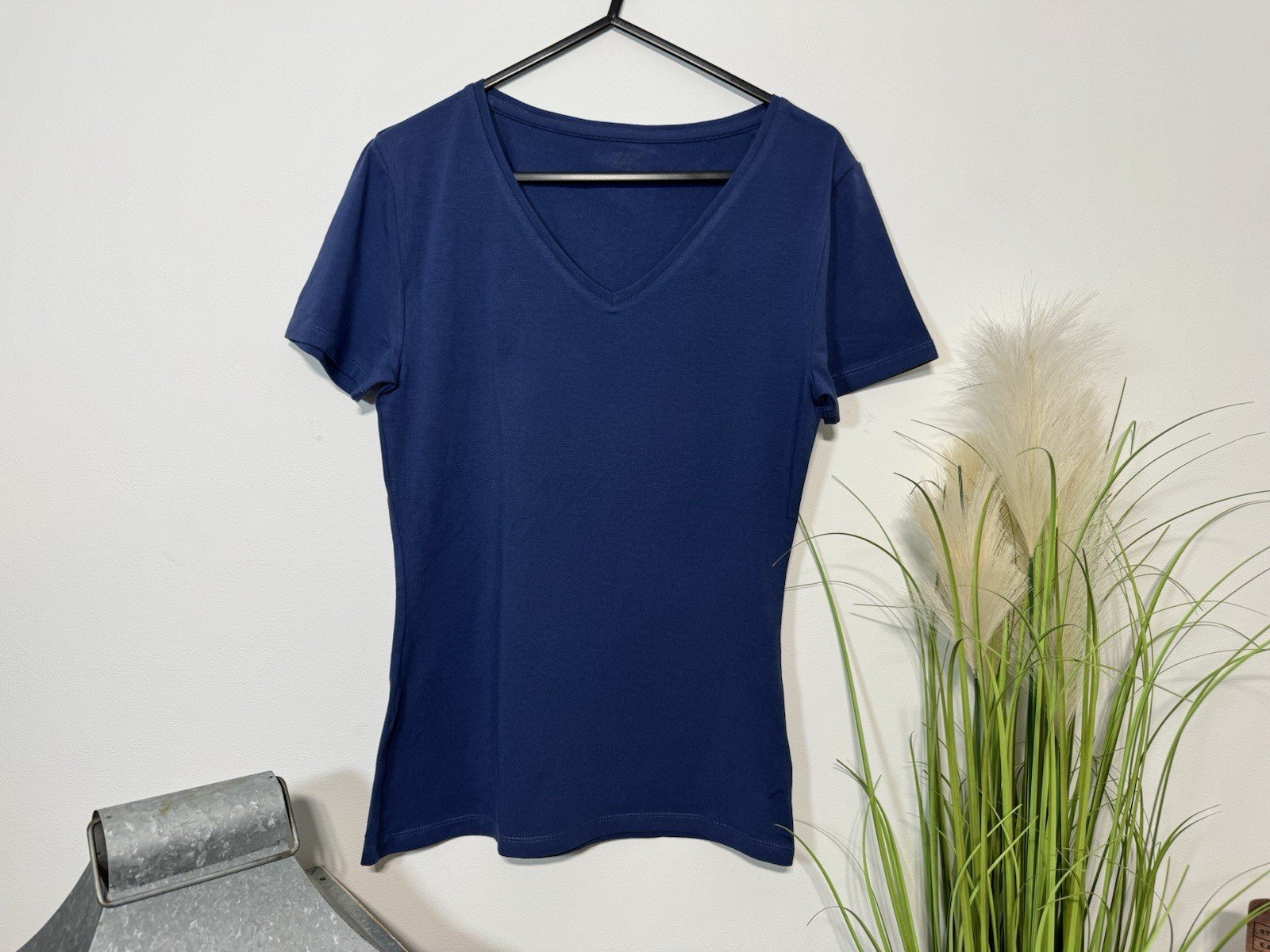 M&S The Fitted Navy V-Neck Short Sleeve T-Shirt Size 8