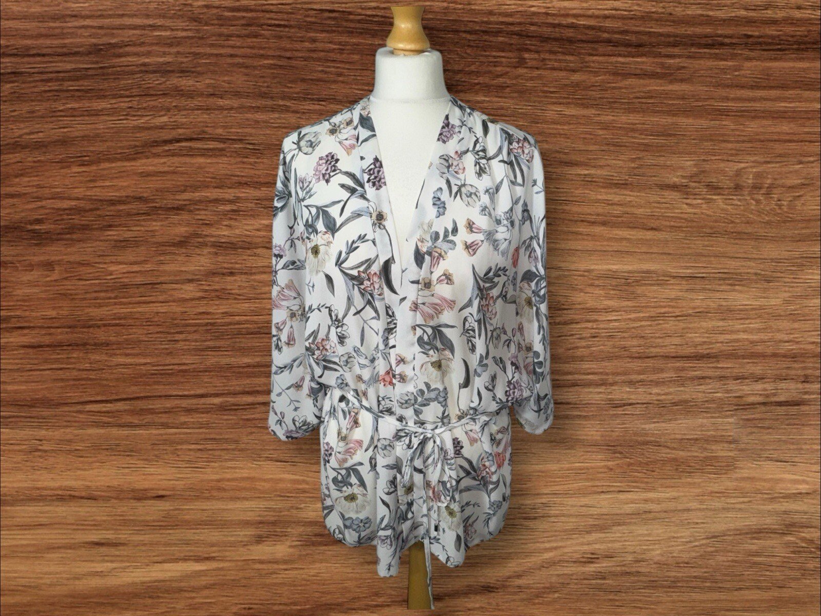 New Look Cream Floral Open Front Blouse With Belt 3qtr Sleeve S14