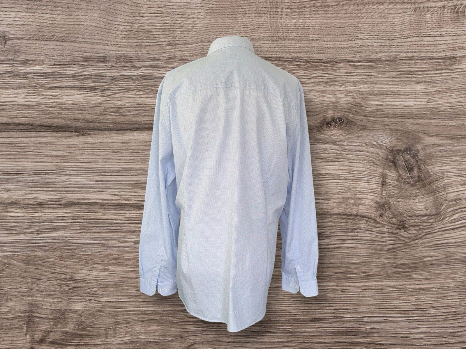 Taylor & Wright White With Fine Blue Check Slim Fit Shirt Neck 18.5in