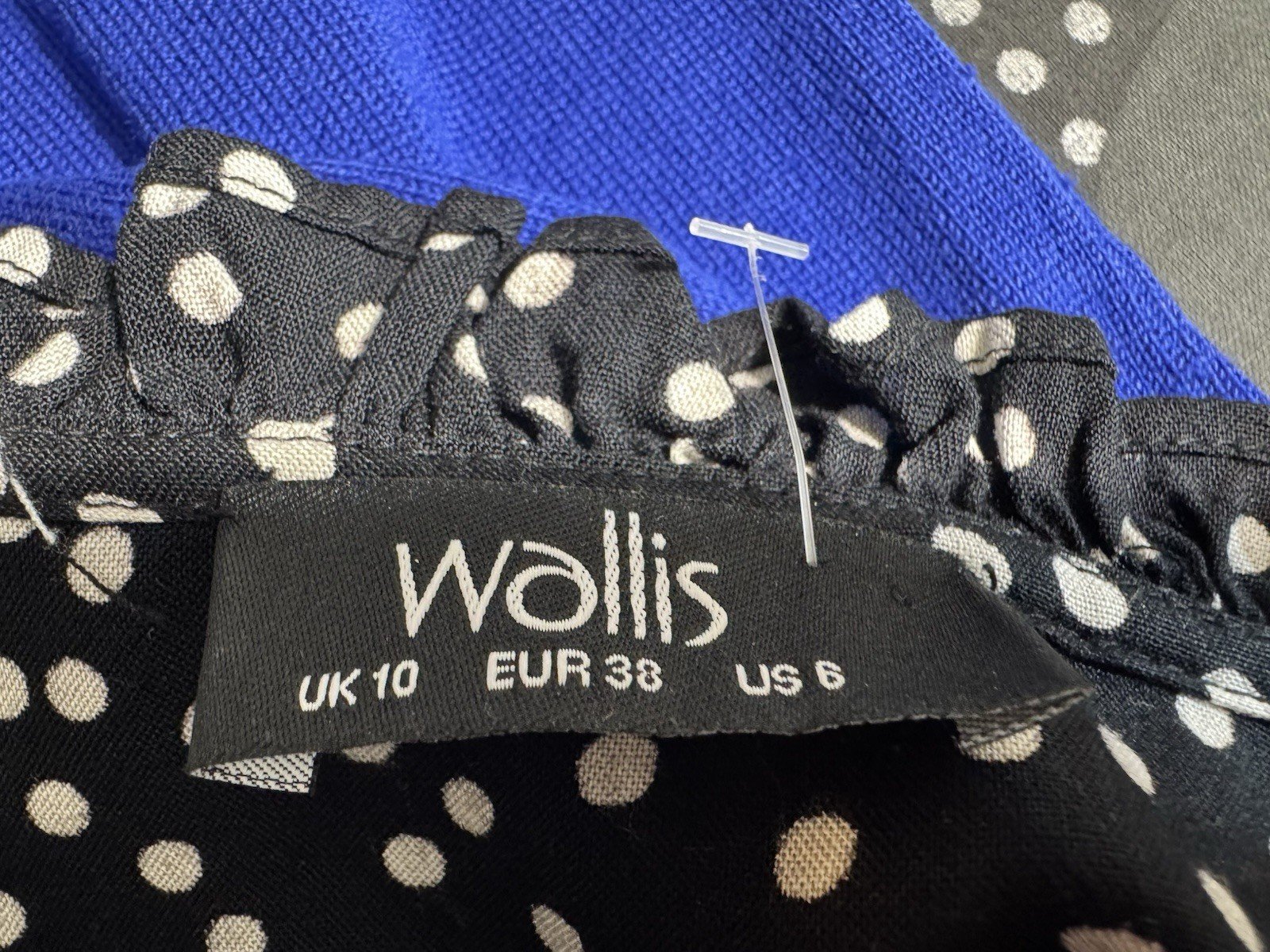 Wallis Black Polka Dot Shirring Yolk & Cuff Tie Ruffle Collar Blouse Size 10