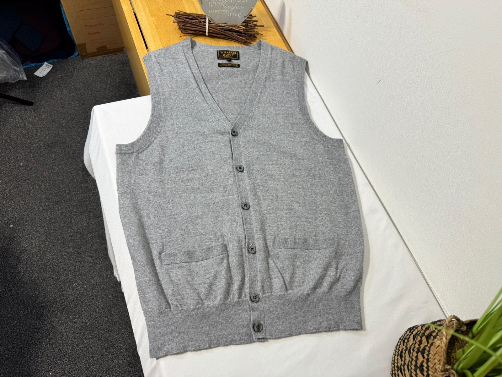 William Hunt Saville Row Luxury Italian Yarn Wool Blend Fine Knit Waistcoat M