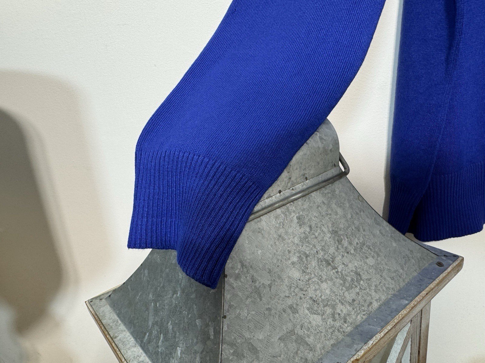 BHS Azure Blue Scoop Neck Tight Knit Bow Neck Detail Size 20