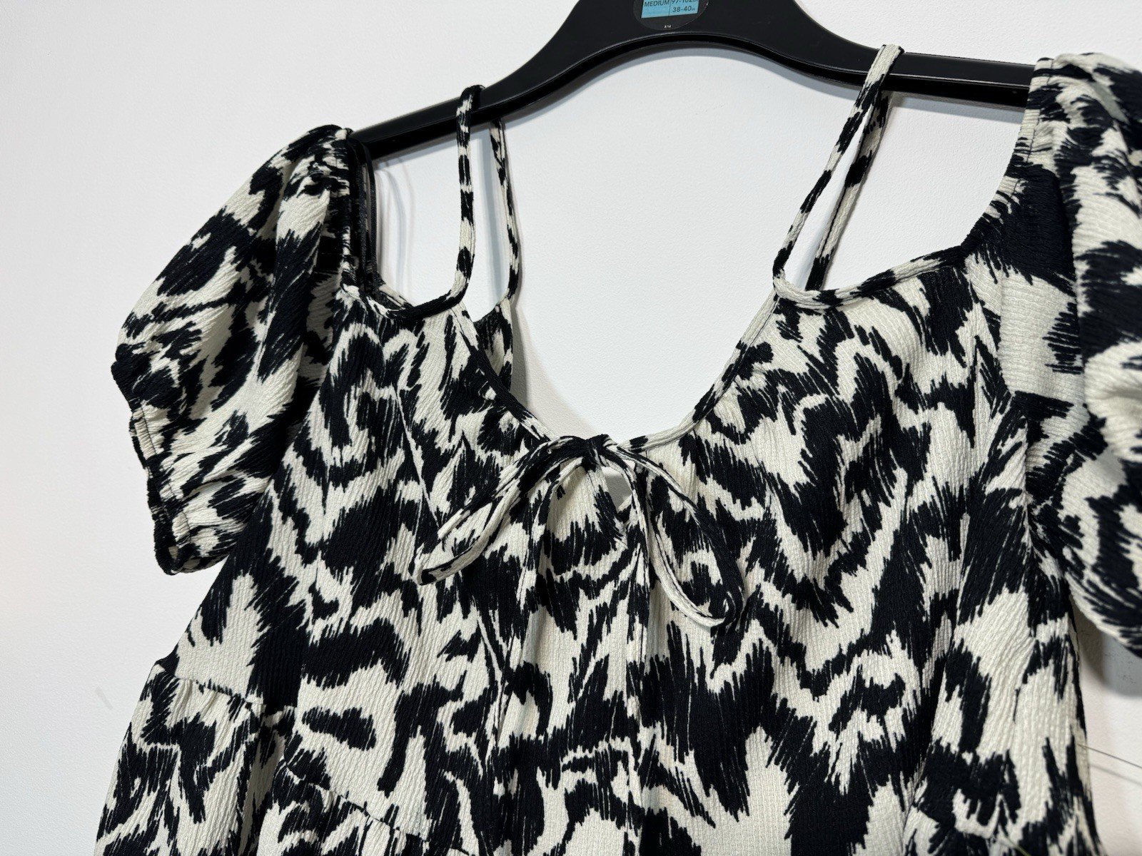 Black & Cream Print Cold Shoulder Peplum Top Size 16