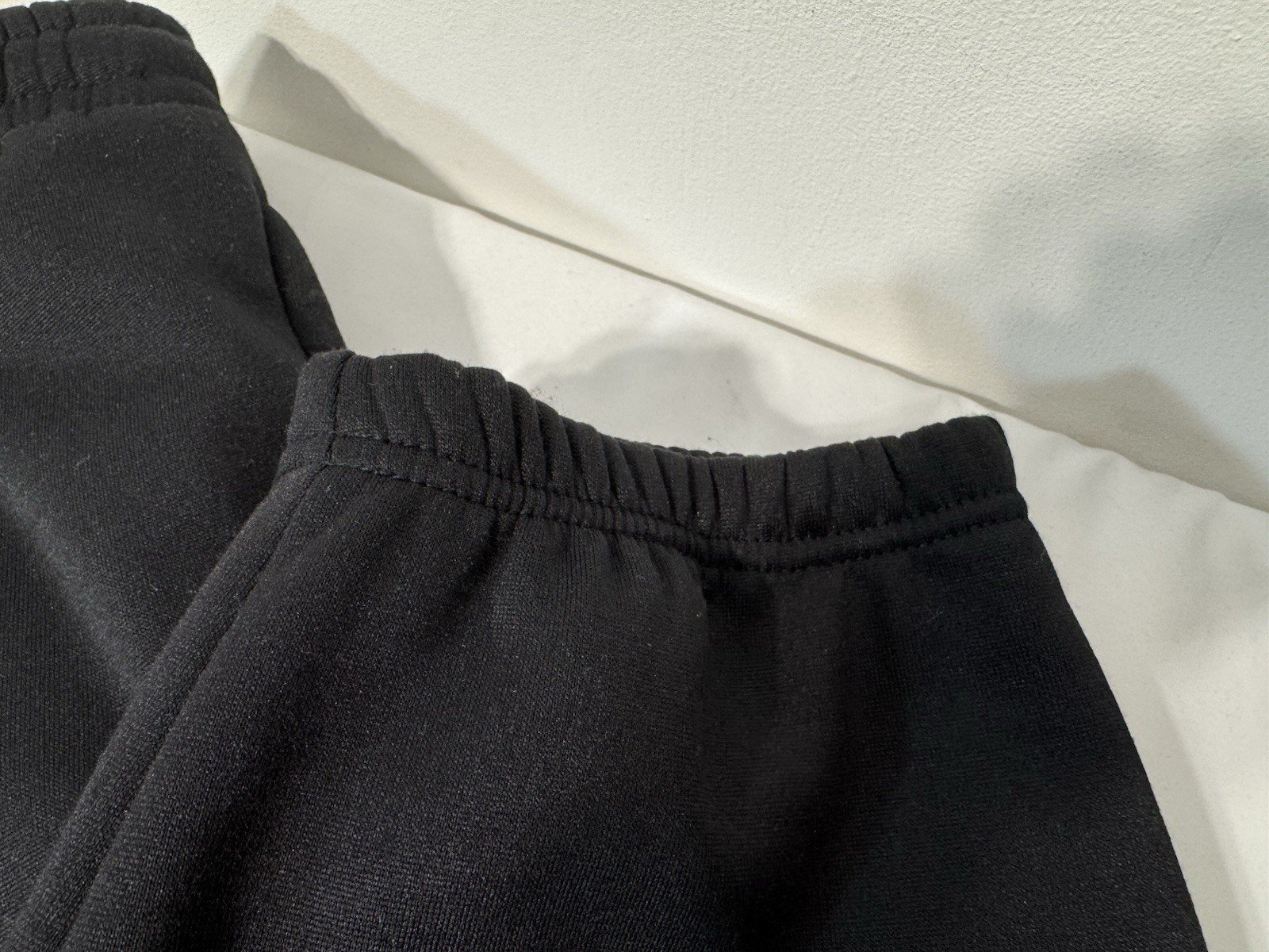 Black Fleece Lined Joggers Elasticated Waist & Cuffs Drawstring Size L