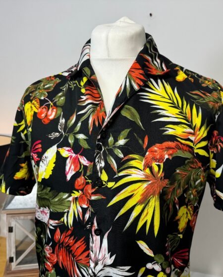 Black Floral Open Neck Short Sleeve Shirt Size M