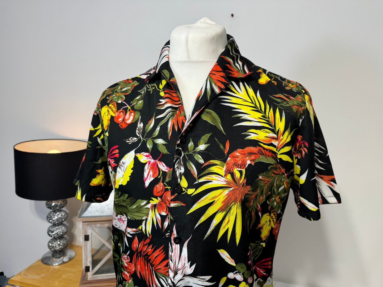 Black Floral Open Neck Short Sleeve Shirt Size M