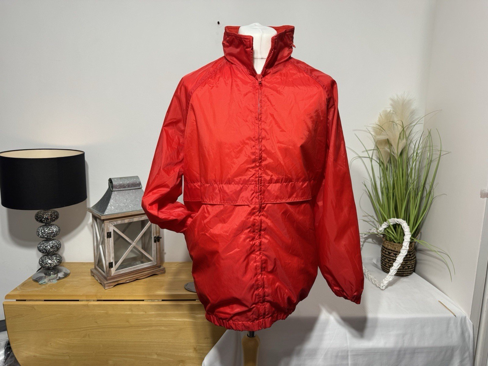 Current Seen Red Lined with hidden hood Windbreaker Jacket Size 2XL