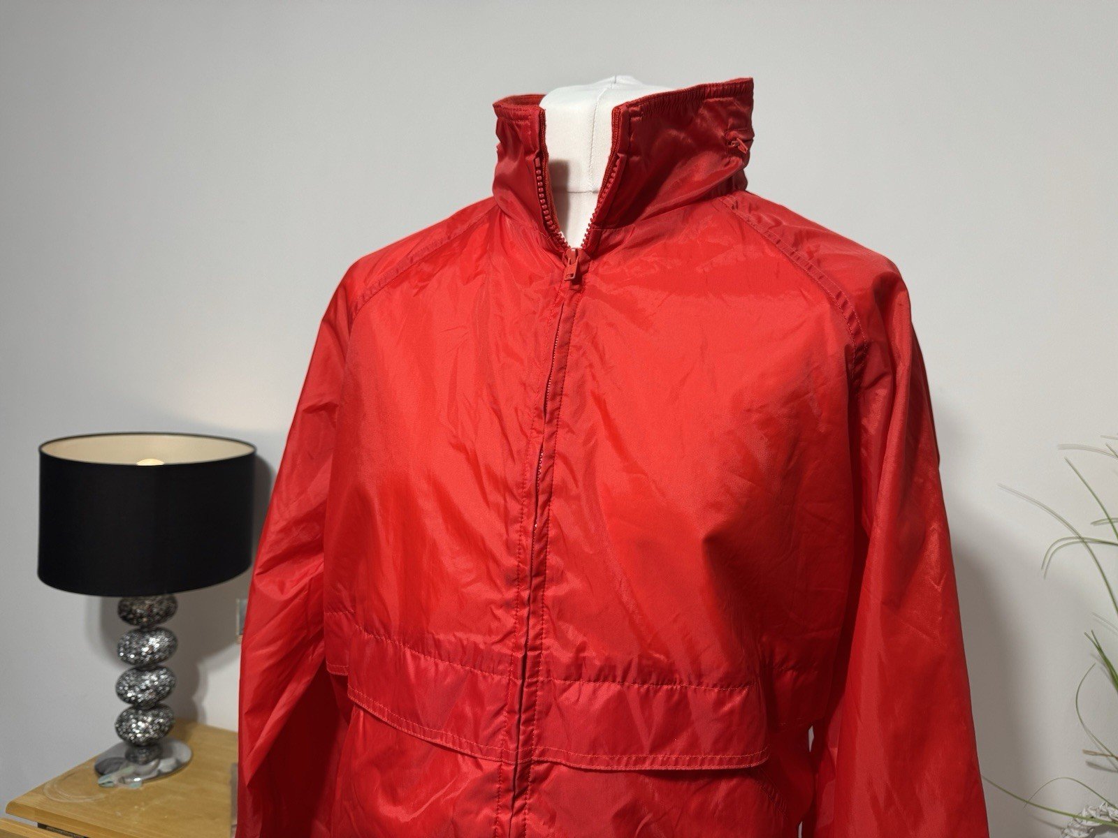 Current Seen Red Lined with hidden hood Windbreaker Jacket Size 2XL