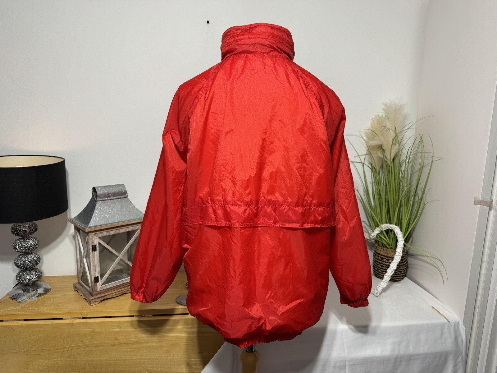 Current Seen Red Lined with hidden hood Windbreaker Jacket Size 2XL