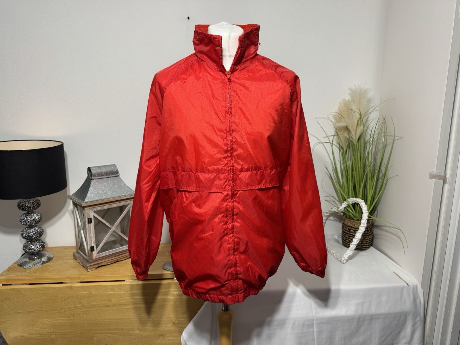 Current Seen Red Lined with hidden hood Windbreaker Jacket Size 2XL