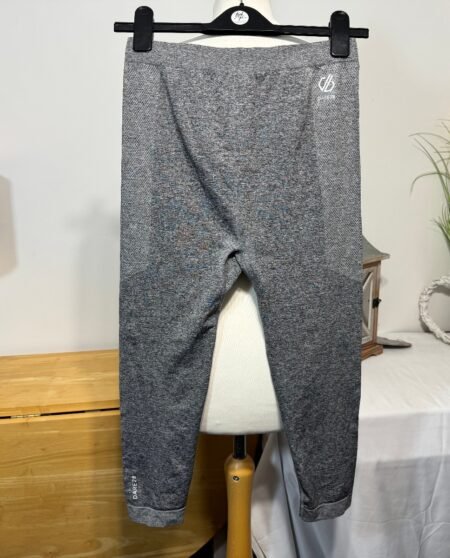 Dare2b Grey 3/4 Ski/Snowboard Baselayer Leggings Size M