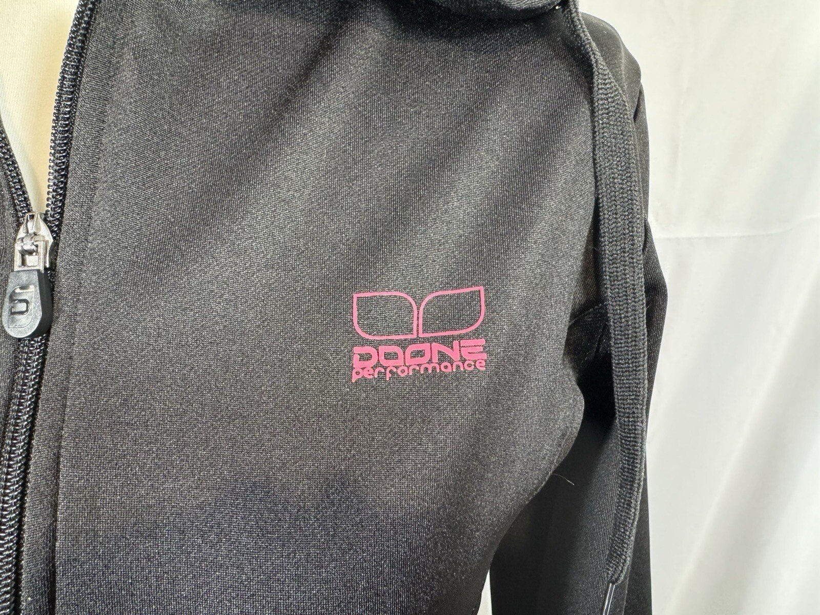 Doone Performance Black Zip Thru Hoodie Pockets Drawstring Hood Size M