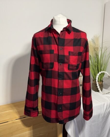 H&M Divided Red & Black Check Shacket Size L