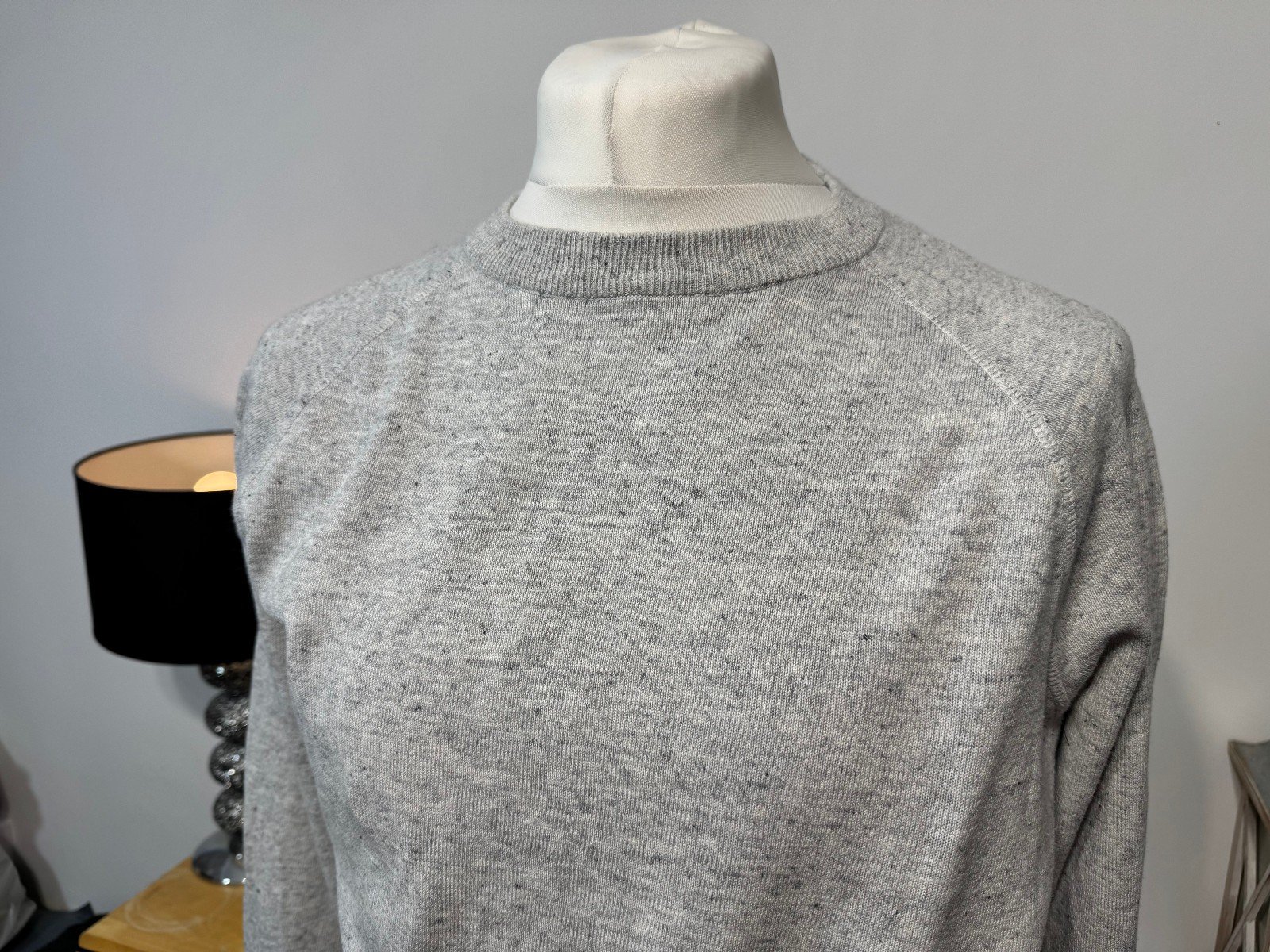 H&M GREY FLECK CREW NECK JUMPER SIZE L