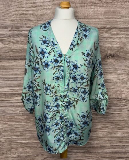 Julipa Blouse Mint Floral Button Up Sleeves V-neck Size 16