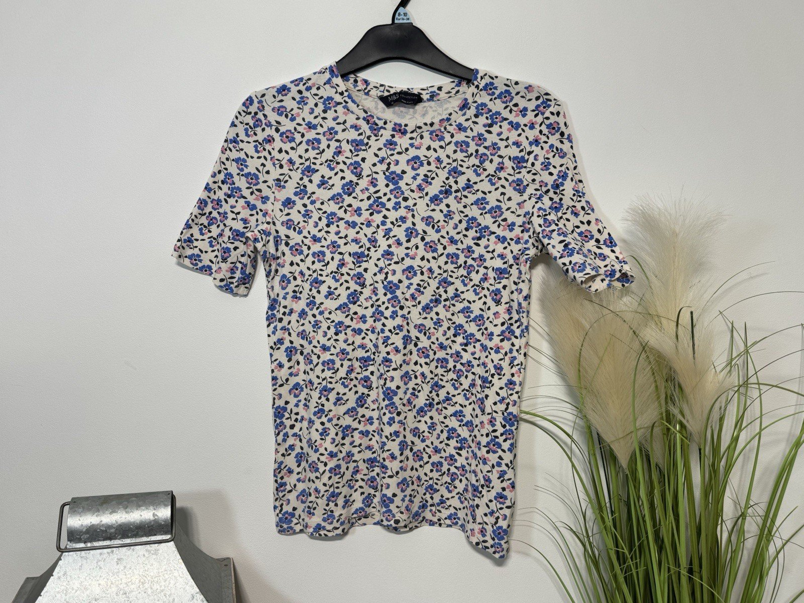 M&S Cream Floral Short Sleeve Top Size 10