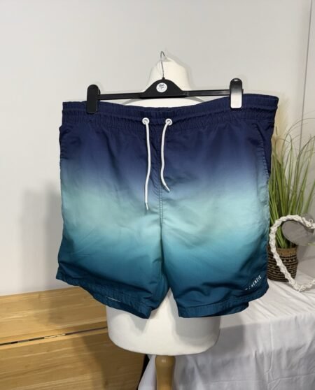 McKenzie Graduated Blue Mesh Lined Swim Shorts Size XL