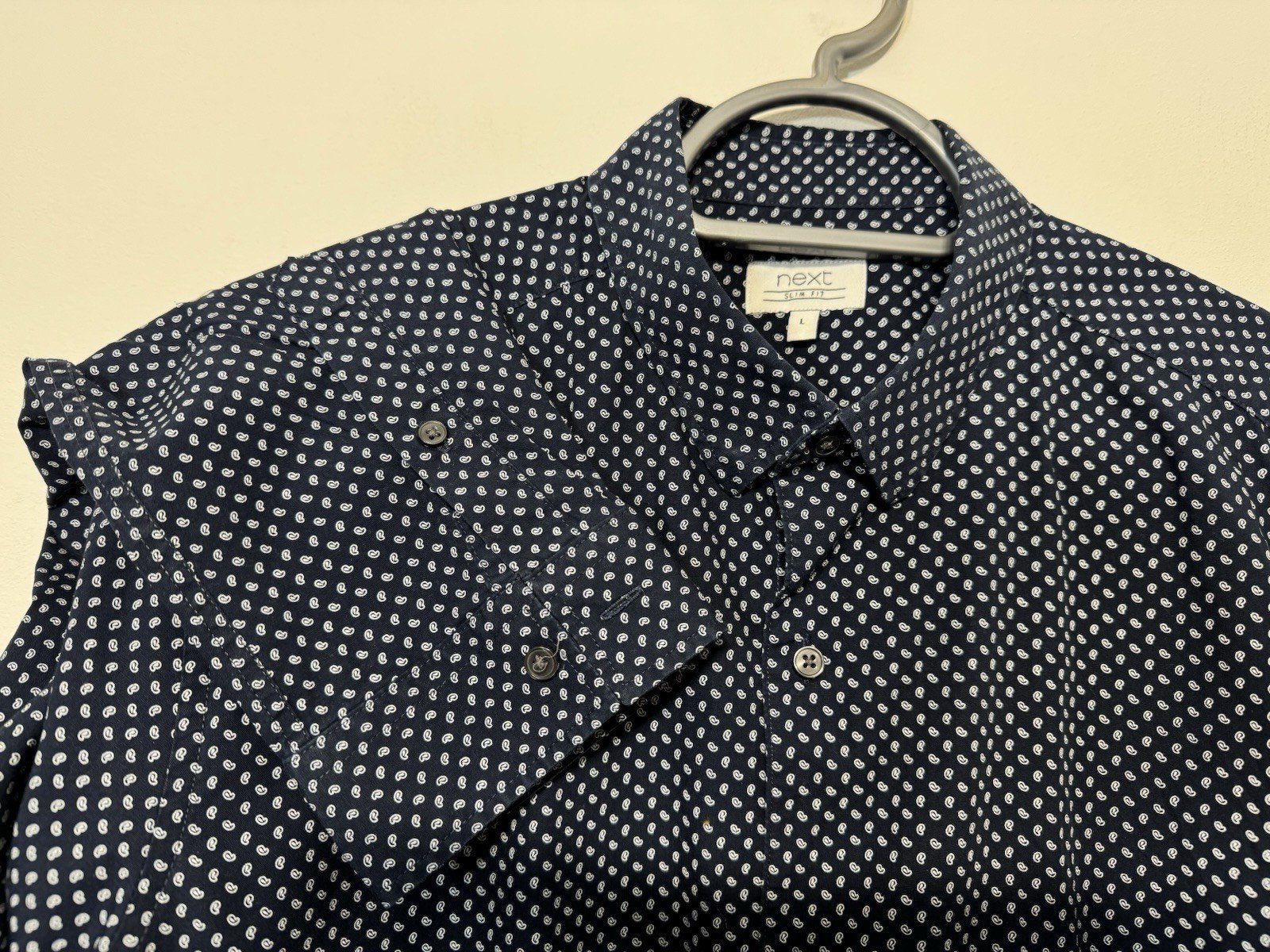 Next Paisley Hidden Button Down Collar Slim Fit Short Size L