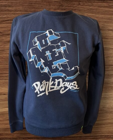 O’Neill Park Days Long Sleeved Sweatshirt With Front Motif Size 16-17 Years
