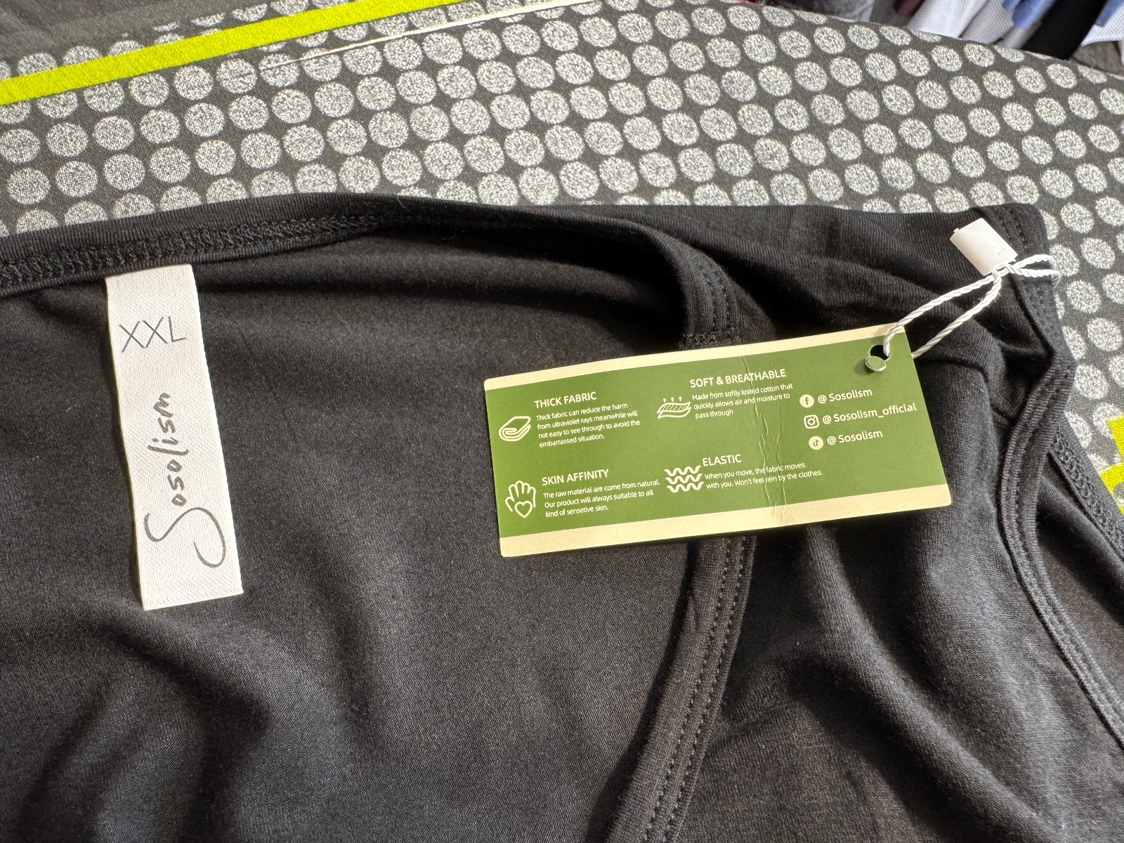 Sosolism Black Relaxed Fit Breast Feeding Top Size 2XL