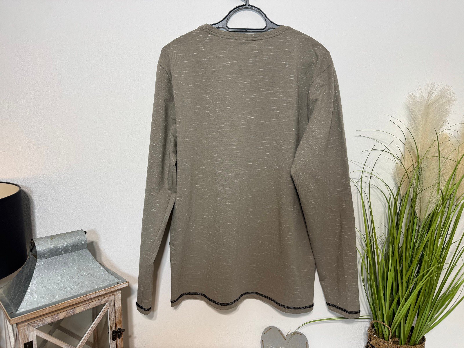 Taupe Graphic Round Neck relaxed Fit Long Sleeve top Size M/L
