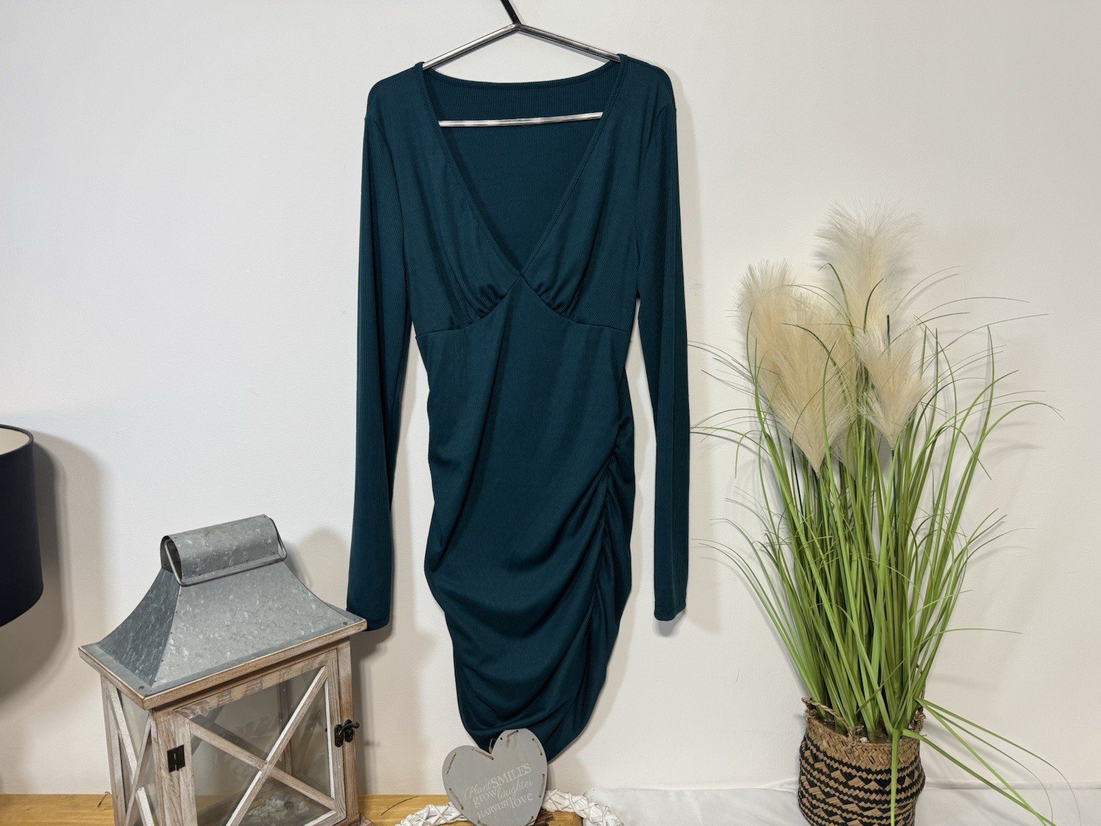 Teal Stretch Ribbed Ruched Long Sleeve V-Beck Dress Size 10-12
