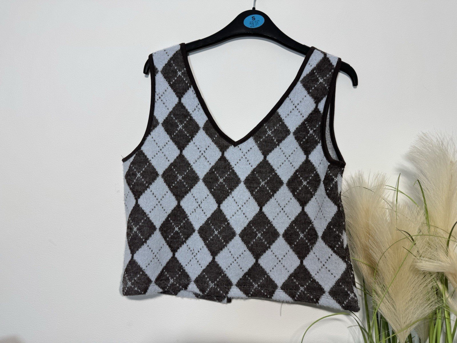 Argyle Knit Tank Top With Tie Front Size 10