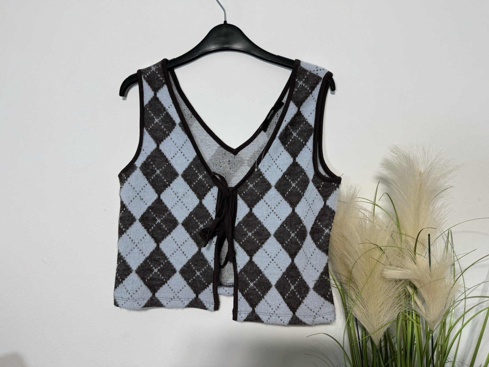 Argyle Knit Tank Top With Tie Front Size 10