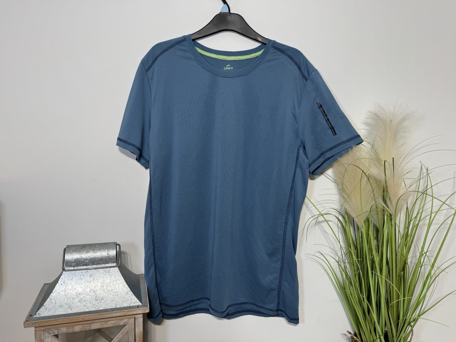 Crivit Ribbed Short Sleeve Gym Top Size L