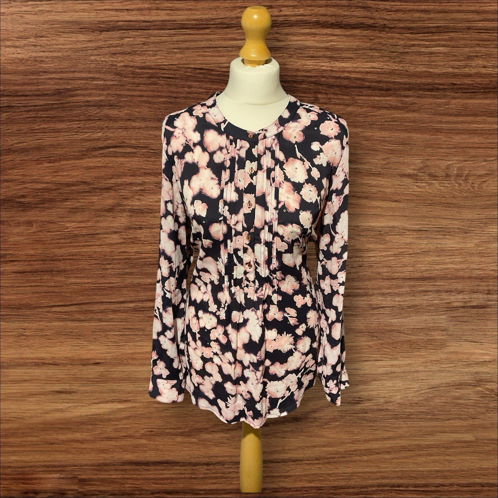Deep Grey Blouse With Pink Floral Pattern Pleat Front/ Sequins Cuffed Size 14
