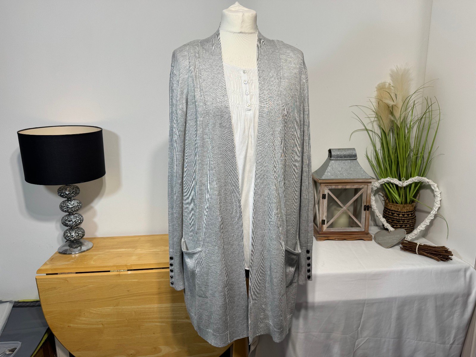 GREY LONGLINE CARDIGAN BUTTON CUFFS SIZE 12