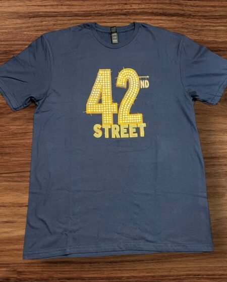 Mens Gildan Navy Blue T Shirt. Short Sleeve With Front Motif Size L