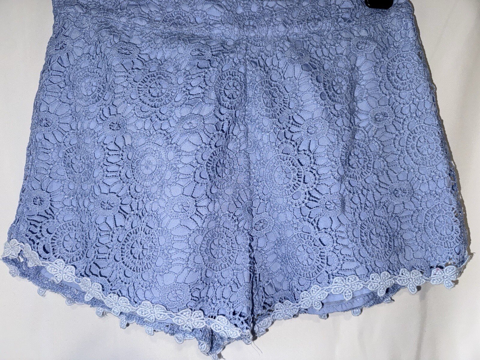 Miss Selfridge Lined Blue Lace Hot pants Zip Closure Size 8