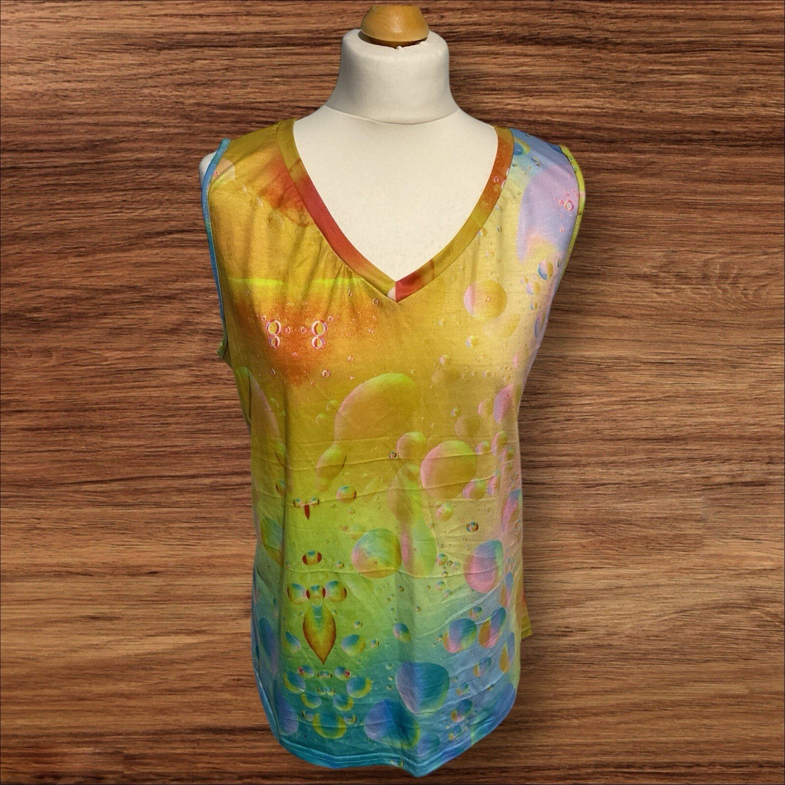 Multi Coloured V Neck T Shirt Sleeveless Size Free Size
