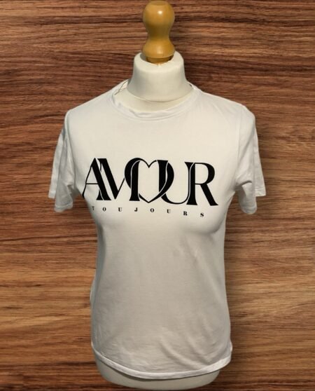 New Look White Short Sleeved T Shirt With Round Neck And Front Motif Size 8