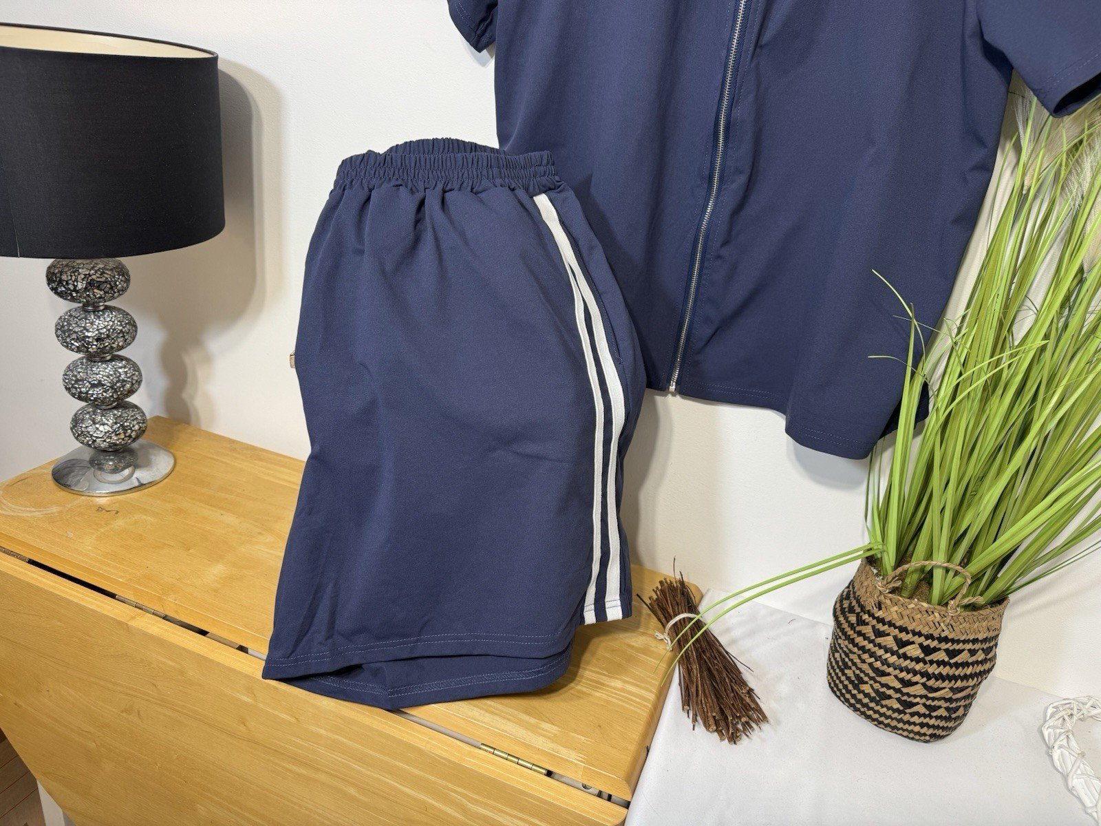 Shein Curve 2 Piece Full Zip Top And Elasticated Waist Shorts Size 1 XL