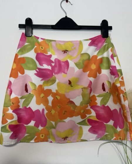Shein Straight Fit Lined Mini Skirt Size 8-10