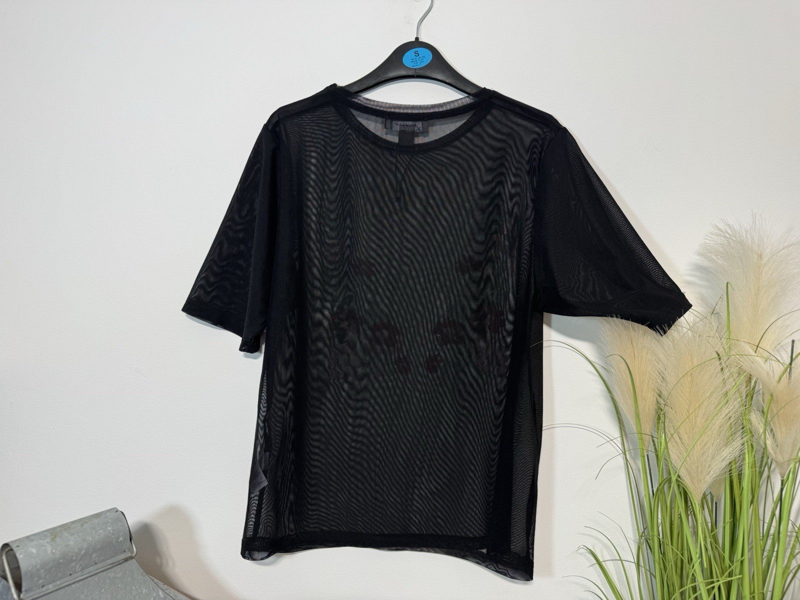 Black Net Layering Floral Short Sleeve Top Size M