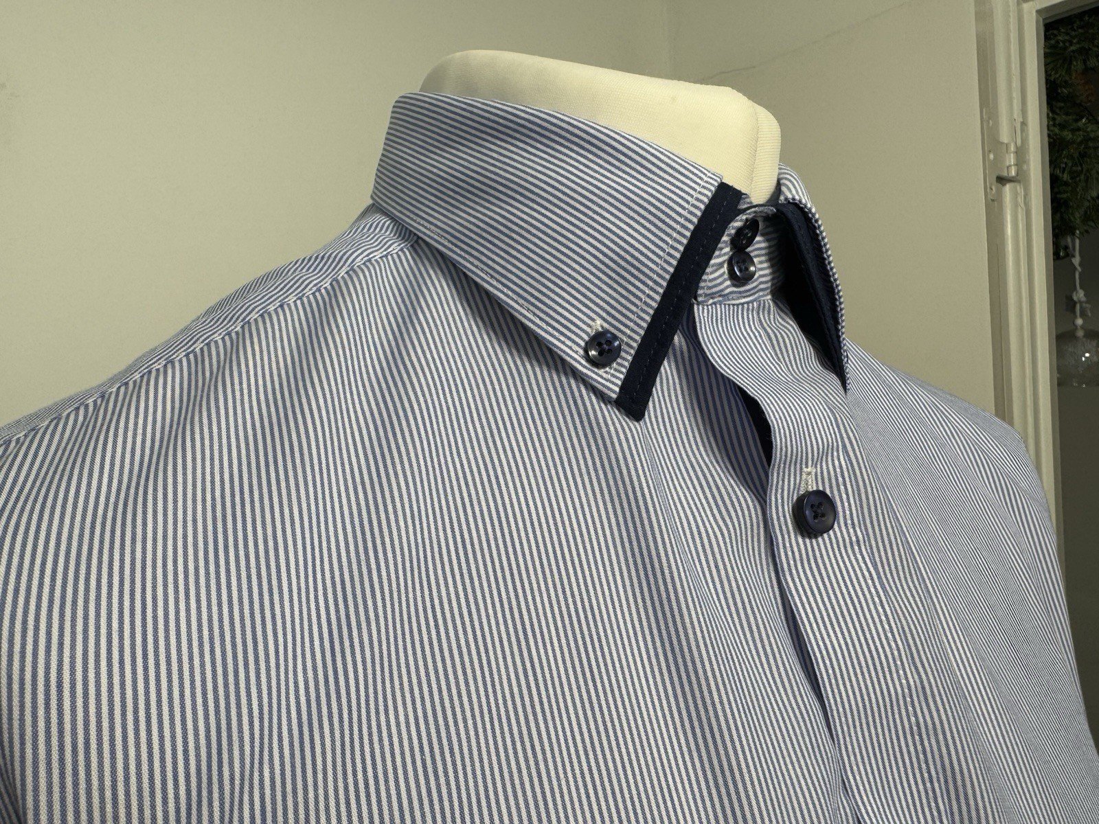 Blue Pinstripe Slim Fit Button Down Collar Shirt Neck 17