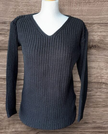 Boohoo Black Chunky Knit V-neck Jumper Size 4