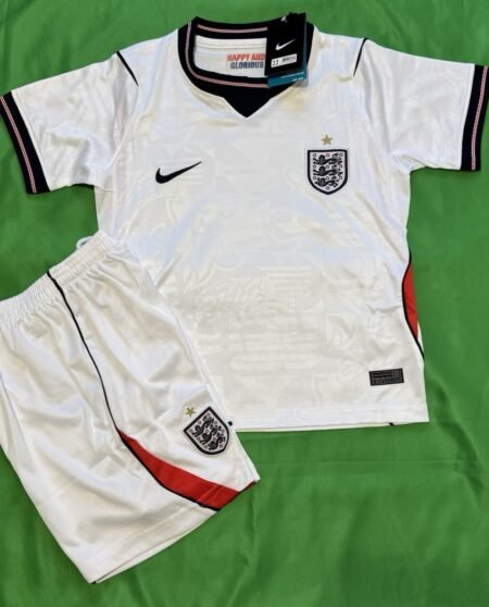 England World Cup 2026 Kids Football Shirt & Shorts Set Size 7-8 Yrs