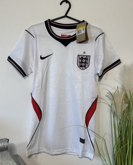 England World Cup 2026 Women’s Embossed Football Shirt Size S